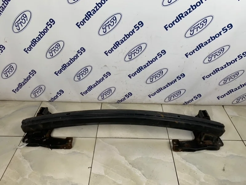 Усилитель бампера Kia Sportage 2008 865300Z000 KM, передний