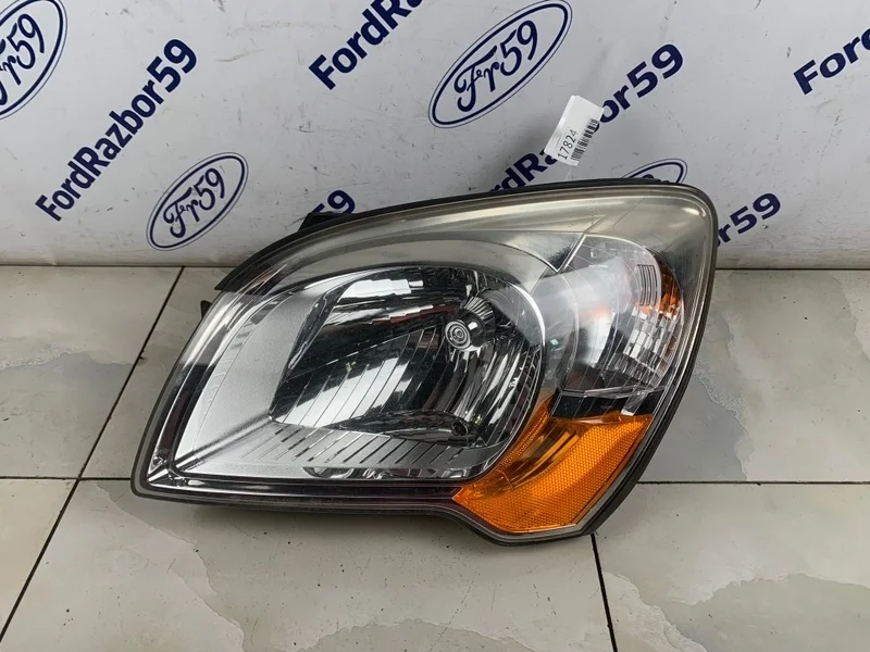Фара Kia Sportage 2010 921010Z130 JE, передняя левая