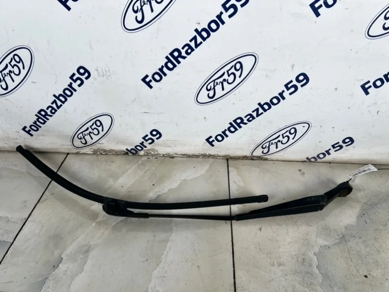 Поводок стеклоочистителя Volkswagen Touareg 2007 7L5955407D GP (7L7) 3.6 (BHK), передний левый