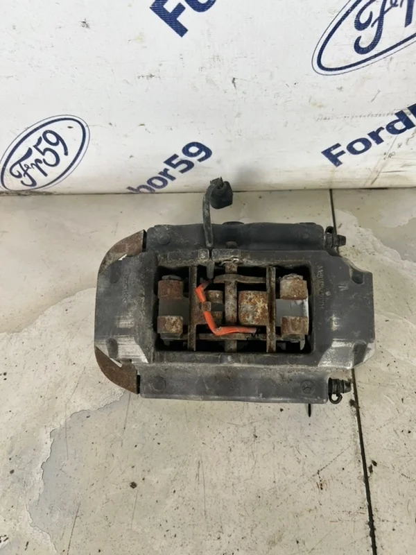 Суппорт Volkswagen Touareg 2007 7L6615423L GP (7L7) 3.6 (BHK), задний левый