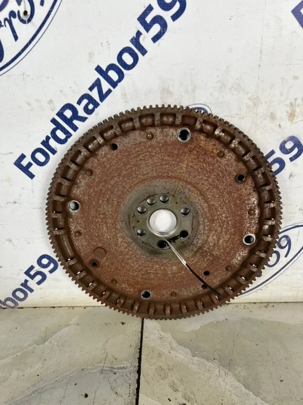 Маховик Ford Fiesta 2012 1307937 CB1 1.4 (SPJC)