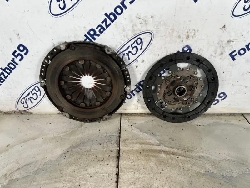 Сцепление (диск + корзина) Ford Focus 2 2006 1385369 CB4 2.0 (AODA)