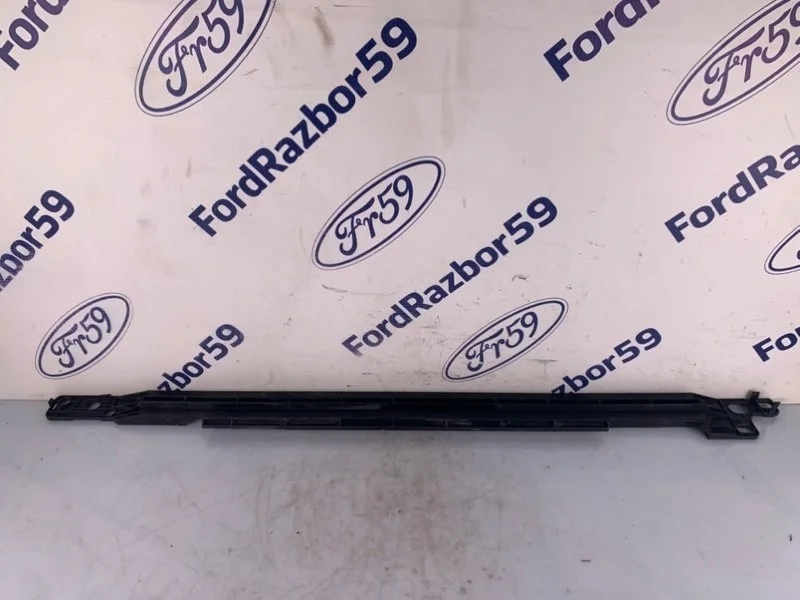 Кронштейн радиатора Ford Focus 3 2012 1718365 CB8 1.6 (IQDB)