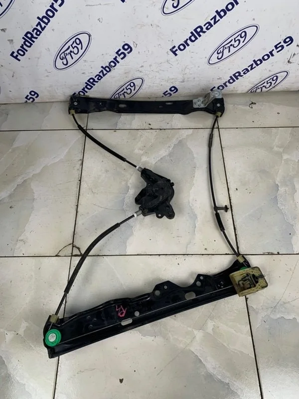 Стеклоподъемник Ford Focus 3 2012 1847369 CB8 1.6 (IQDB), передний правый