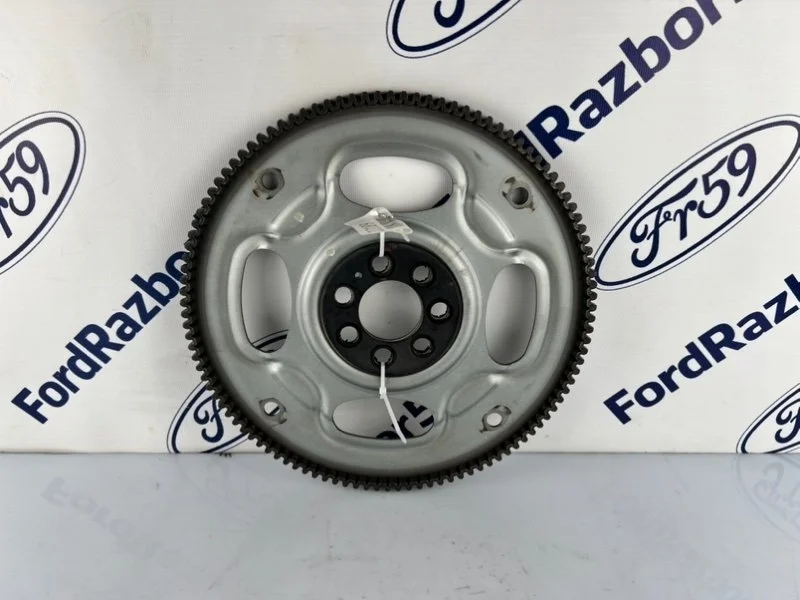 Маховик Mitsubishi Lancer 2008 2701A015 CY 1.8 (4B10)