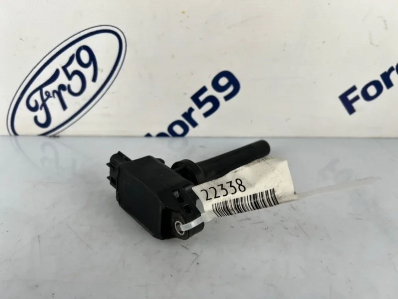 Катушка зажигания Mazda CX-5 2015 PE2018100 KE 2.5 (PY-VPS)