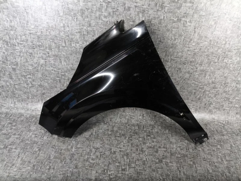 Крыло переднее левое Kia Carnival KA4