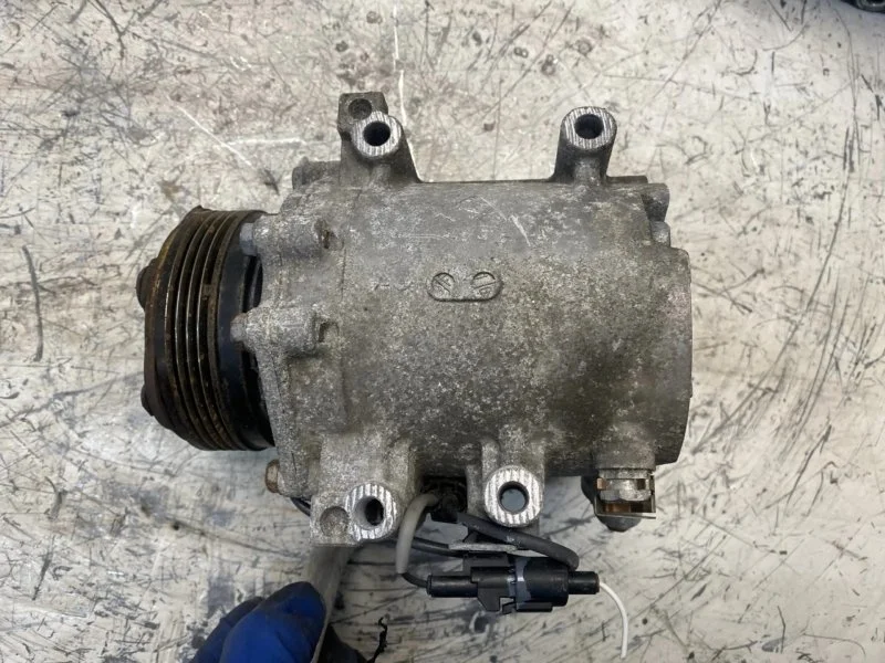 Компрессор кондиционера Suzuki SX4 9520065DA0 M16A