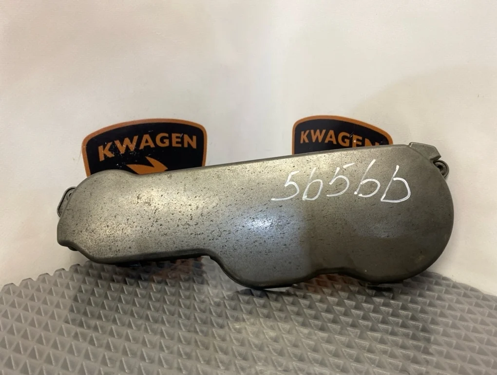 Кожух грм Audi Q7 2009 4L