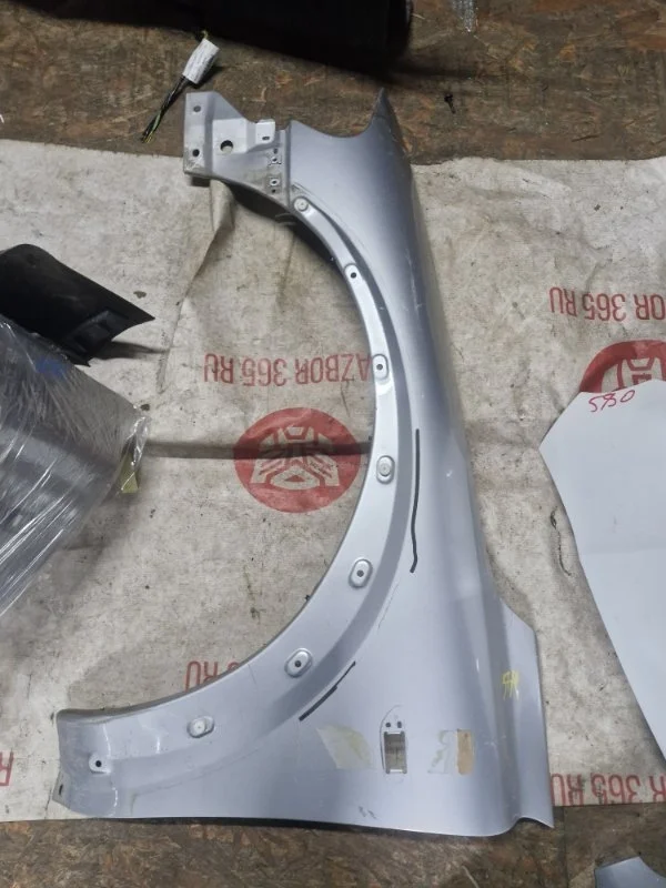 Крыло VOLVO XC70 2001 SZ