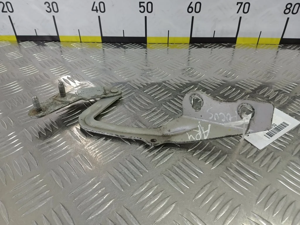 Петля капота левая FORD Focus II (2005—2008)