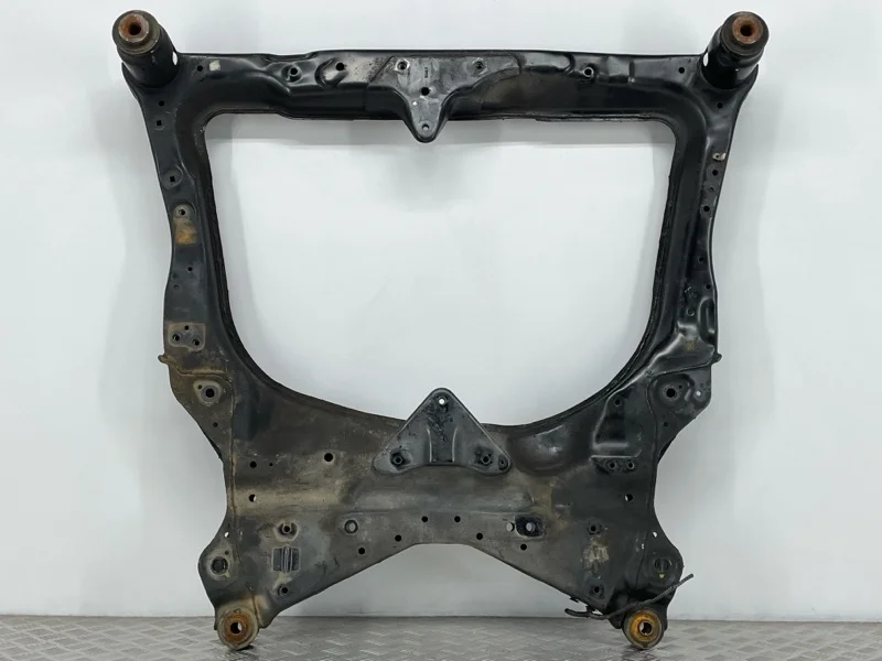 Подрамник Nissan Teana J32