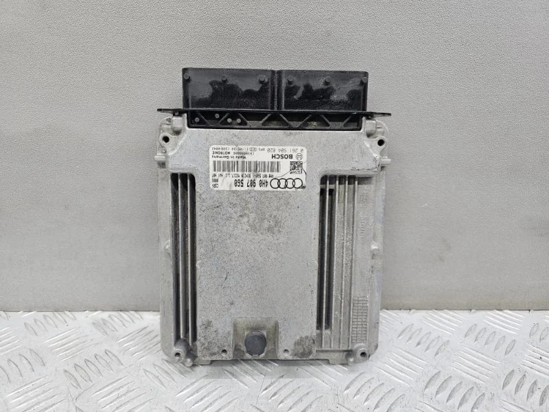 Блок управления двигателем Audi A8 D4