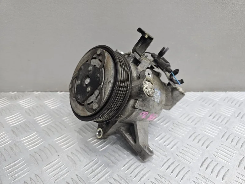 Компрессор кондиционера Subaru Forester SJ