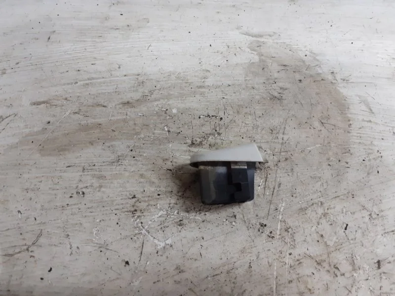 Накладка ручки двери наружняя Volkswagen Tiguan 5N0839167B 2.0T, задняя