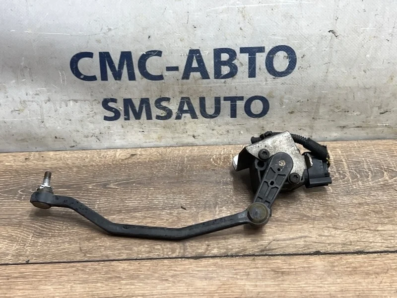 Датчик уровня подвески Volvo XC70 31288272 ХС70 3.2, передний правый