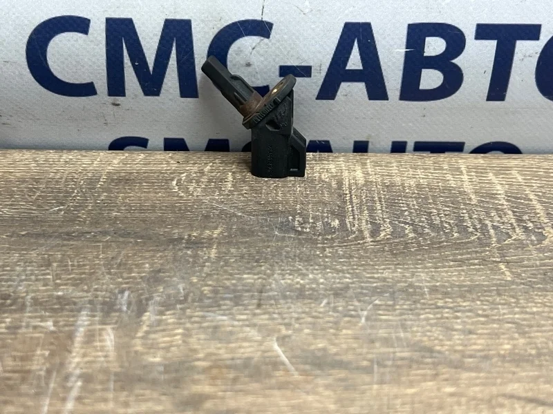 Датчик АБС ABS Volvo XC70 30748149 ХС70 3.2, передний