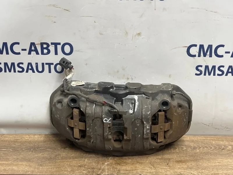Суппорт Volkswagen Touareg 7P6615124E NF 3.0 CGEA, передний правый