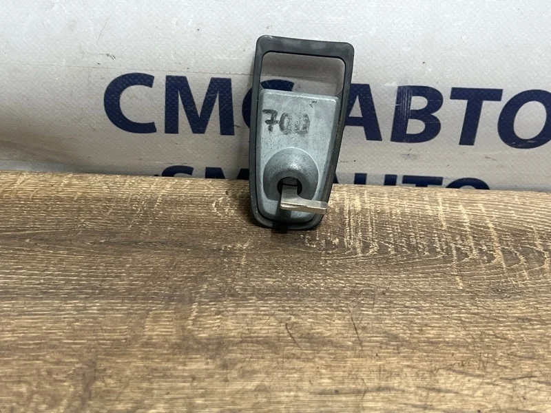 Личинка замка двери Volvo XC60 2020 31349905 XC60 B4204T23