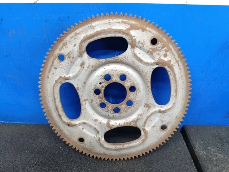 Маховик Mitsubishi Lancer X 2010 2701A015 CY5A 2.0 4B11