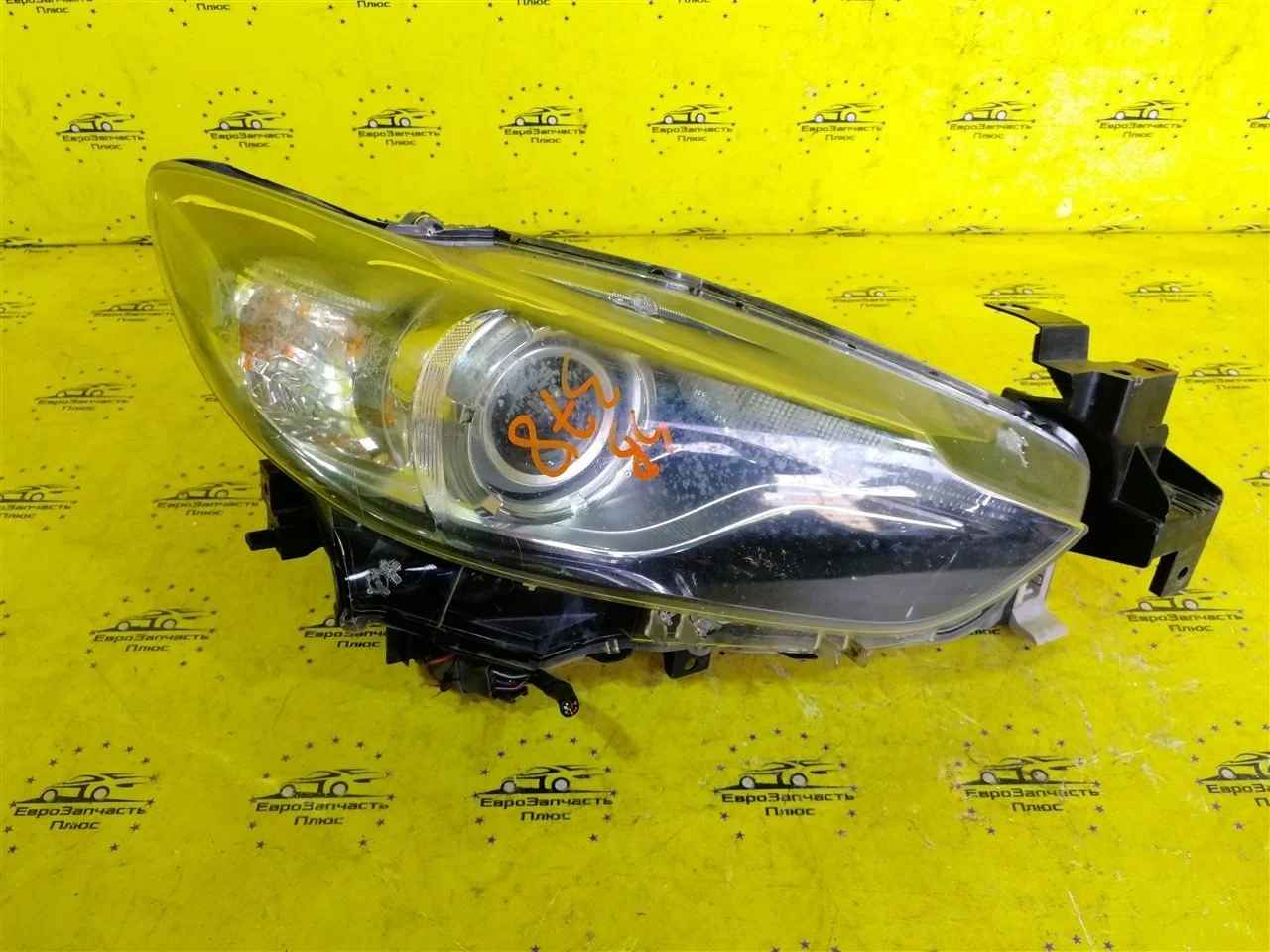 Фара дефект Mazda 6 GHR451031 GJ, передняя правая