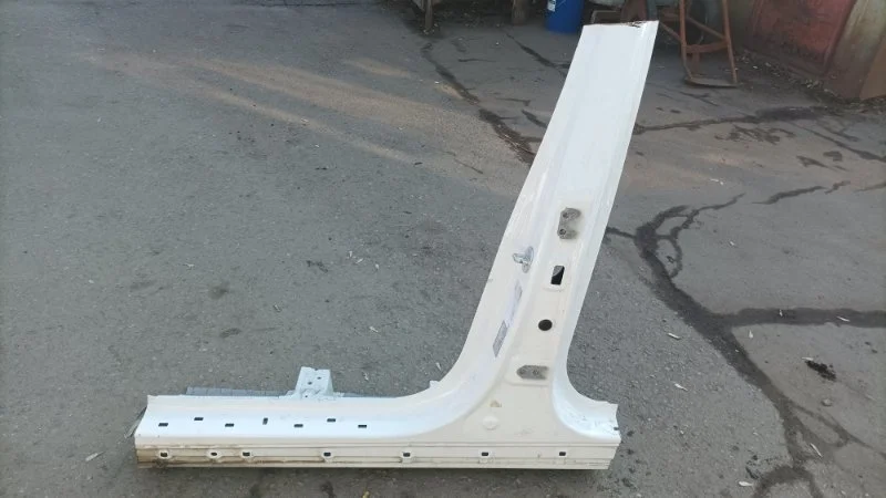Порог со стойкой Kia K5 2023 DL3