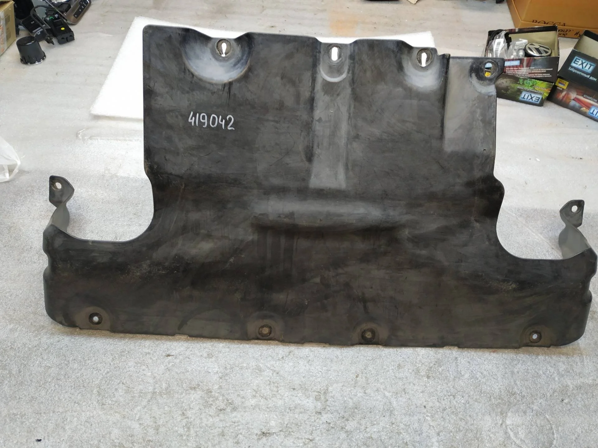 защита двигателя Volkswagen Touareg 2 7P6