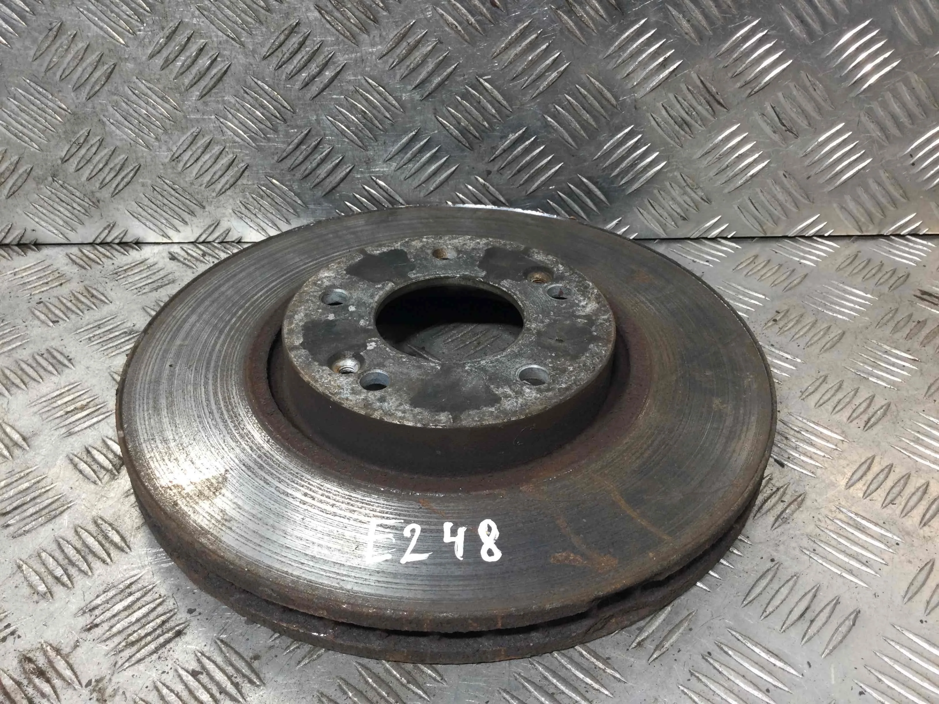 Диск тормозной передний Kia Sportage 3 поколение (2010-2014) дизель 1.7 CRD Механика Кроссовер