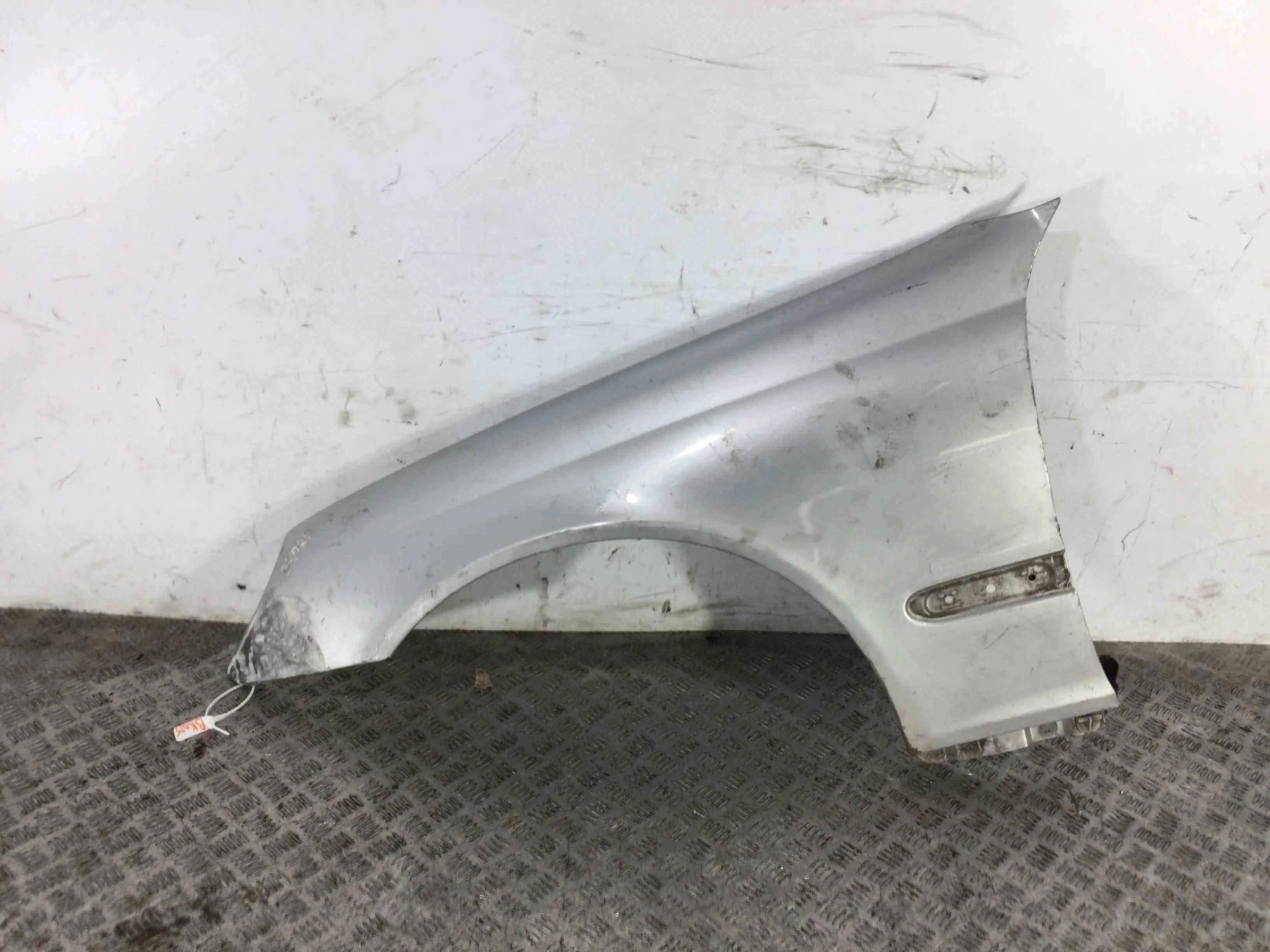 Крыло переднее левое Mercedes E-klasse E-klasse (W211) 2002 - 2009 дизель 2.7 CDI Автомат Седан