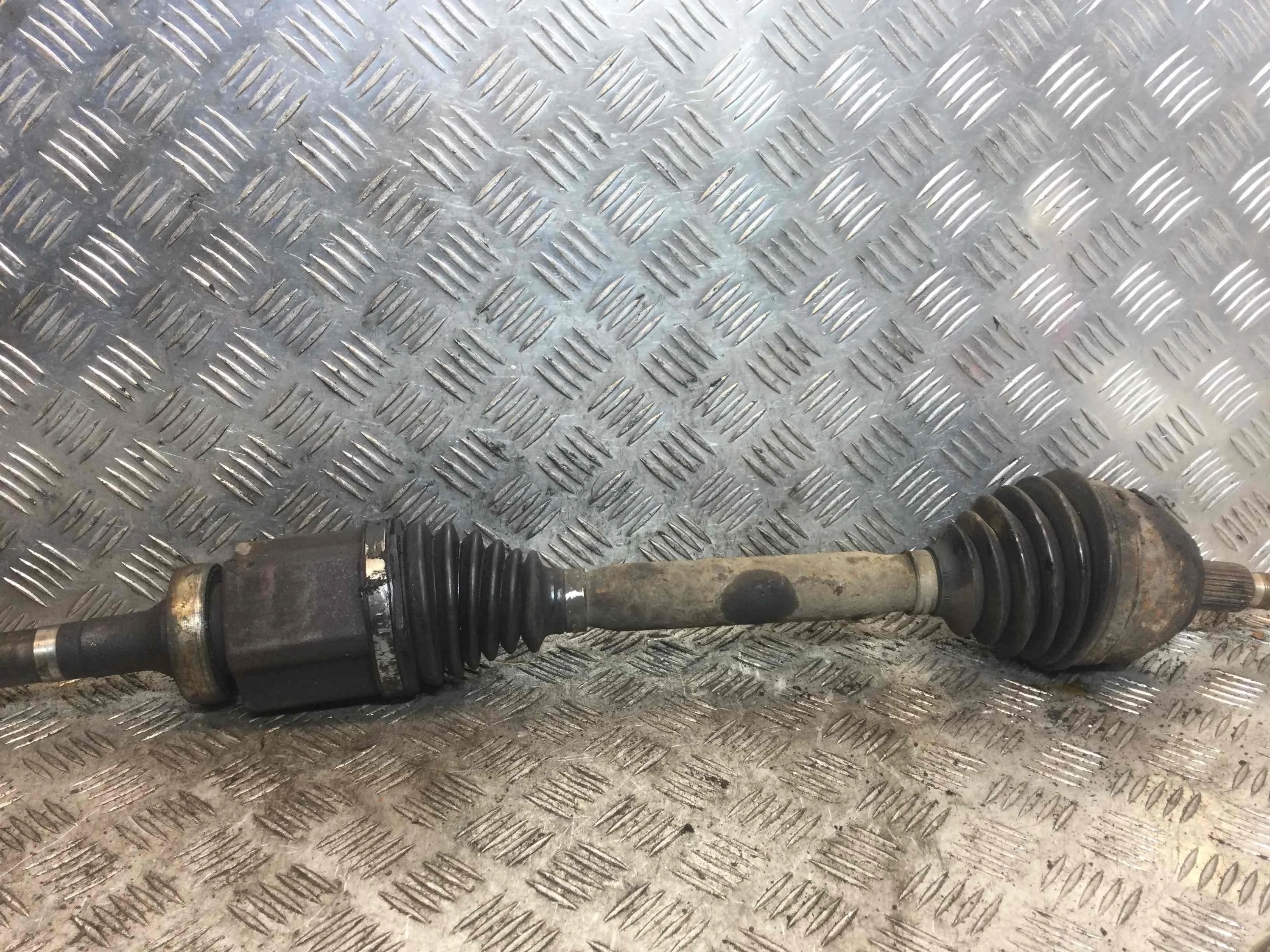 Полуось передняя правая (приводной вал, ШРУС) Ford Kuga Kuga I (2008-2012) дизель 2.0 TDCi Механика Кроссовер