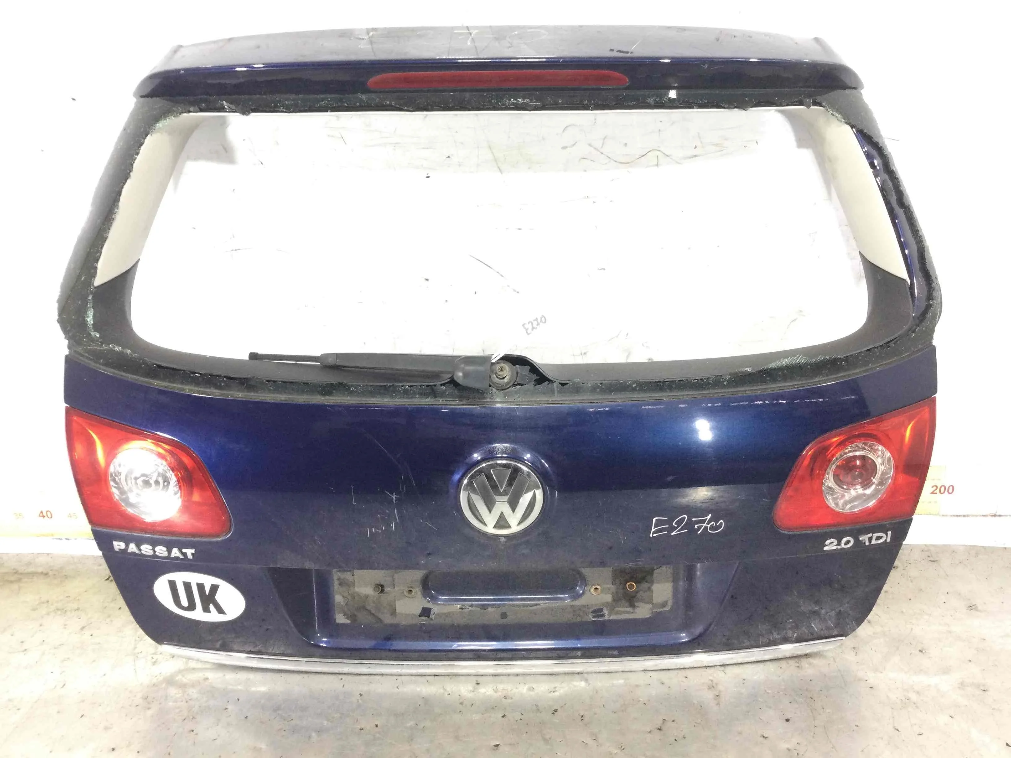 Крышка багажника (дверь 3-5) Volkswagen Passat B6 (2005-2010) дизель 2.0 TDI Механика Универсал