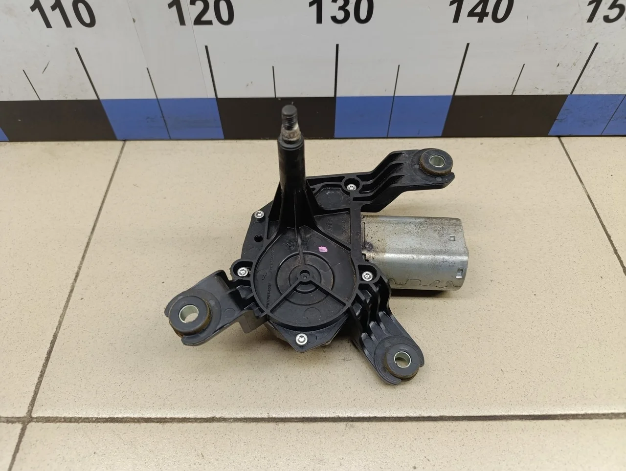 Моторчик стеклоочистителя задний Corsa D 2006-2015