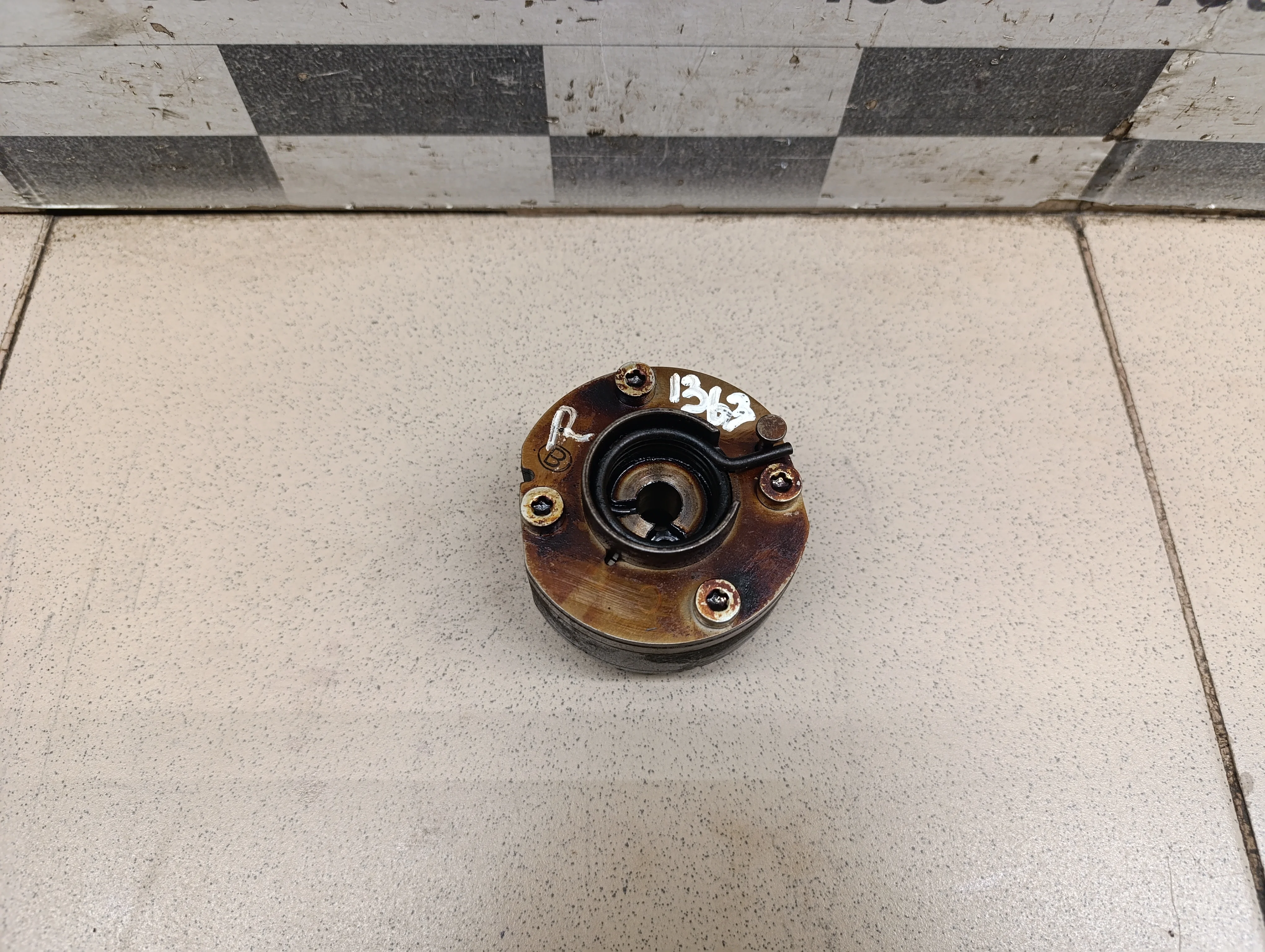 Механизм изменения фаз ГРМ GS 300/400/430 2005-2012