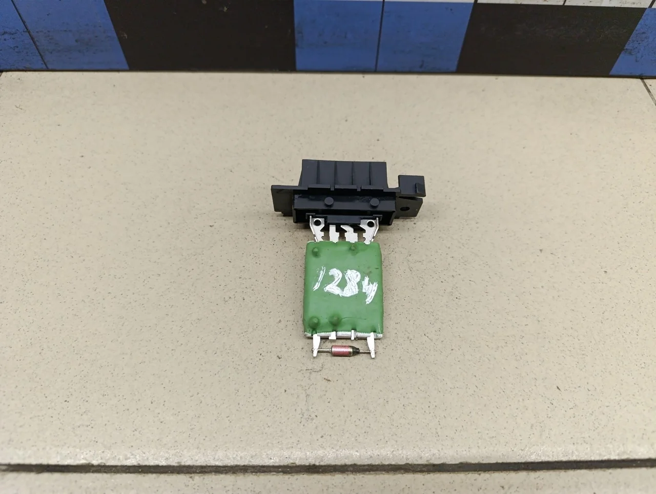 Резистор отопителя Corsa D 2006-2015