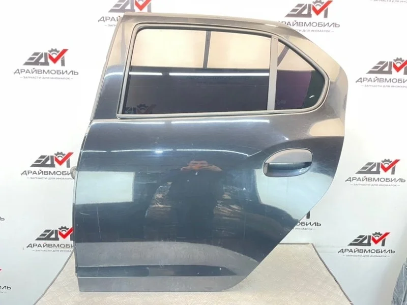 дверь боковая Renault Logan 2014 L8MT K4M2842