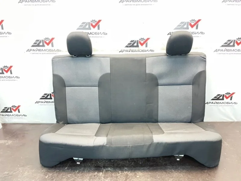 сиденье Renault Logan 2014 L8MT K4M2842