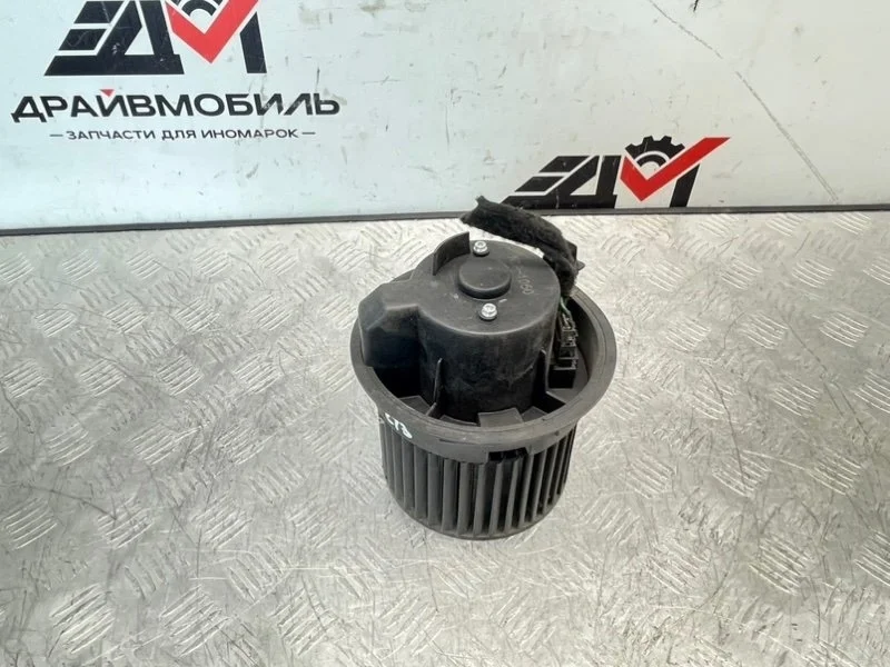 мотор печки Renault Logan 2014 L8MT K4M2842