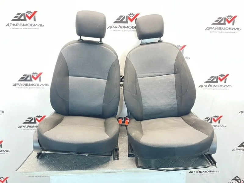 сидения Renault Logan 2014 L8MT K4M2842