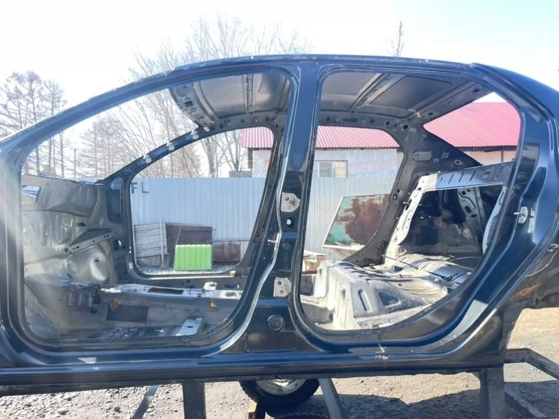 стойка кузова Renault Logan 2014 L8MT K4M2842