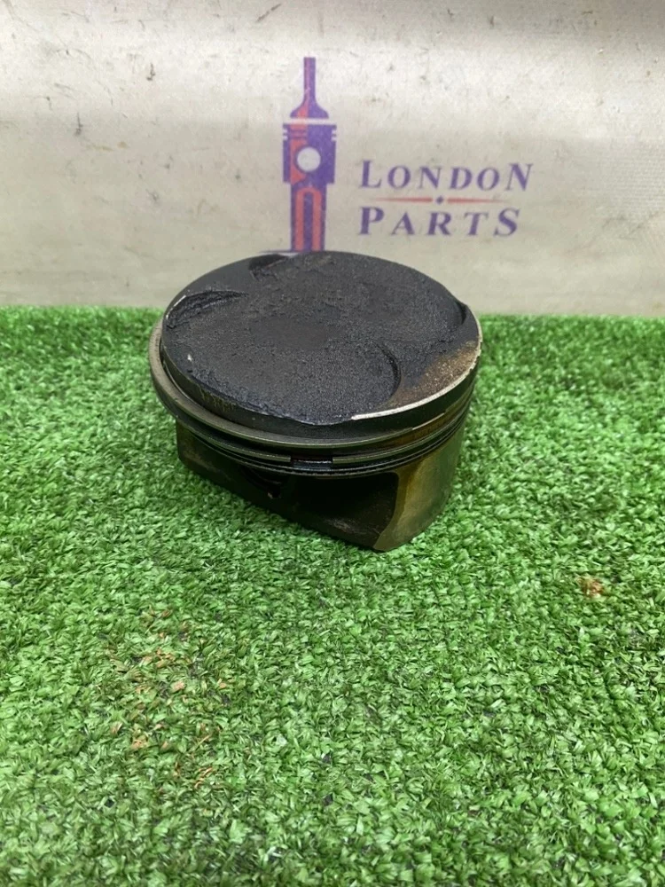 Поршень BMW X5 3.0si E70