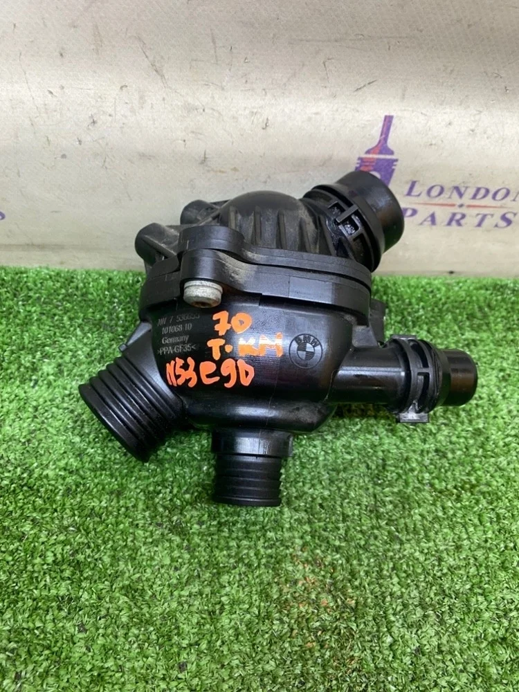 Термостат BMW 330i E90