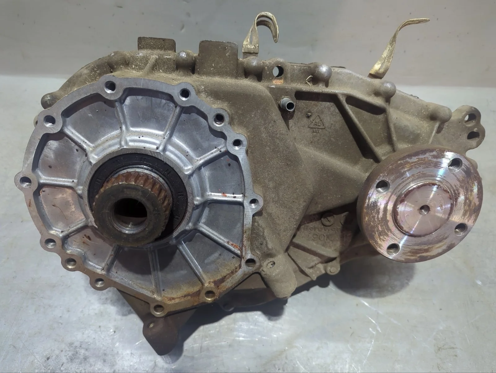 Раздатка SsangYong Rexton 2009 Y250