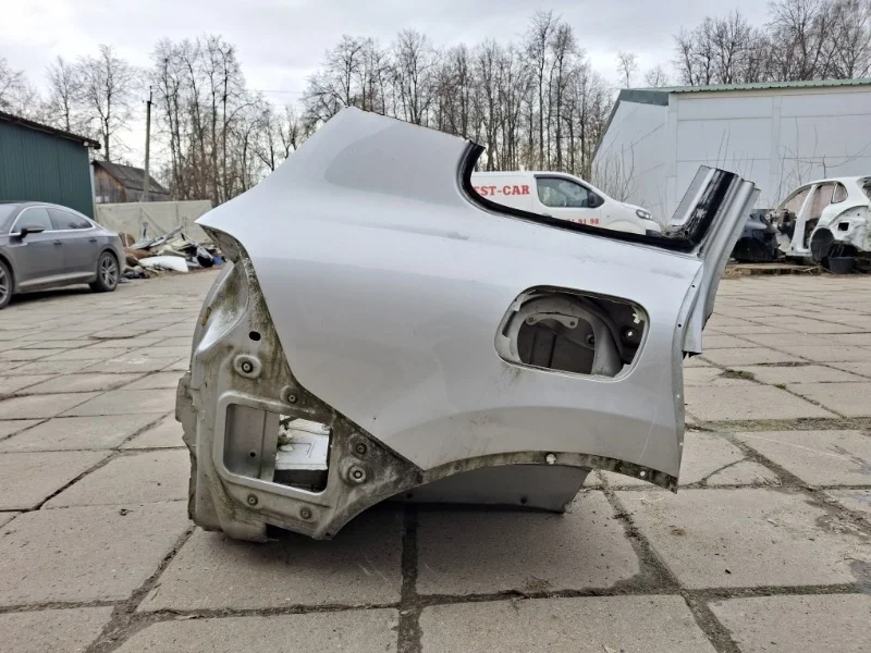 Крыло (четверть) VW Touareg 2 2010-2018 7P