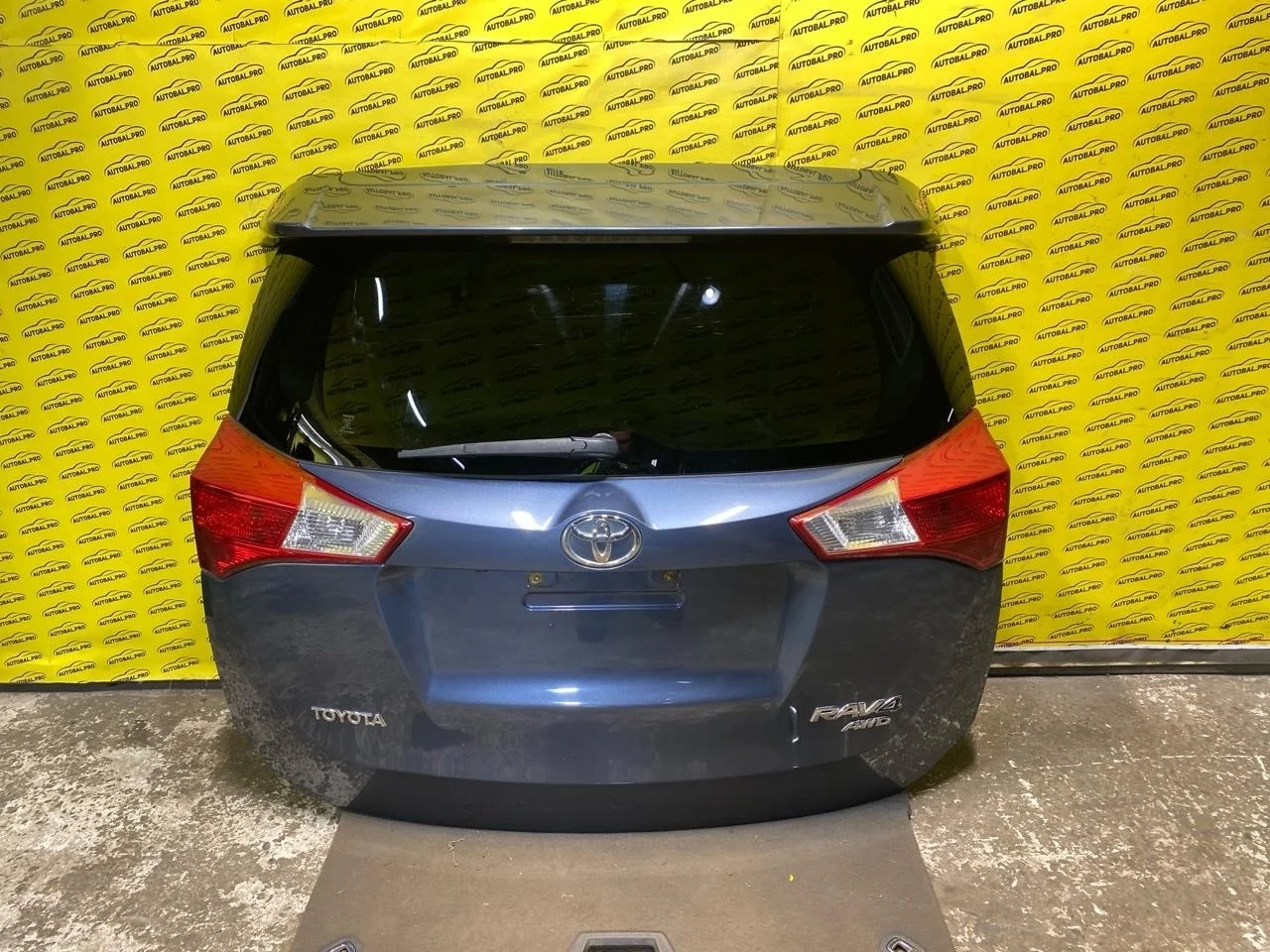 Крышка багажника (дверь 3-5) Toyota Rav 4 (CA40) (2012-2019) 2013 6700542460 2.2 D 2ADFTV