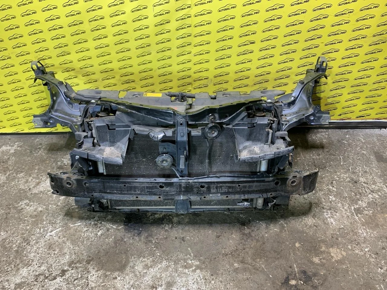 Передняя панель крепления облицовки (телевизор) Toyota Rav 4 (CA40) (2012-2019) 2013 5320542080 2.2 D 2ADFTV