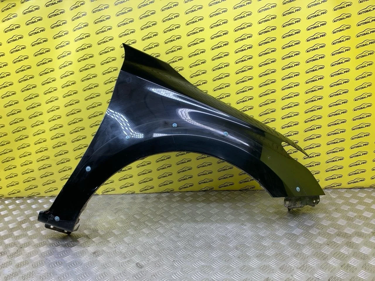Крыло переднее правое Mitsubishi L200 (2015-2022) 2015 5220K100 ПИКАП 2.4 D 4N15