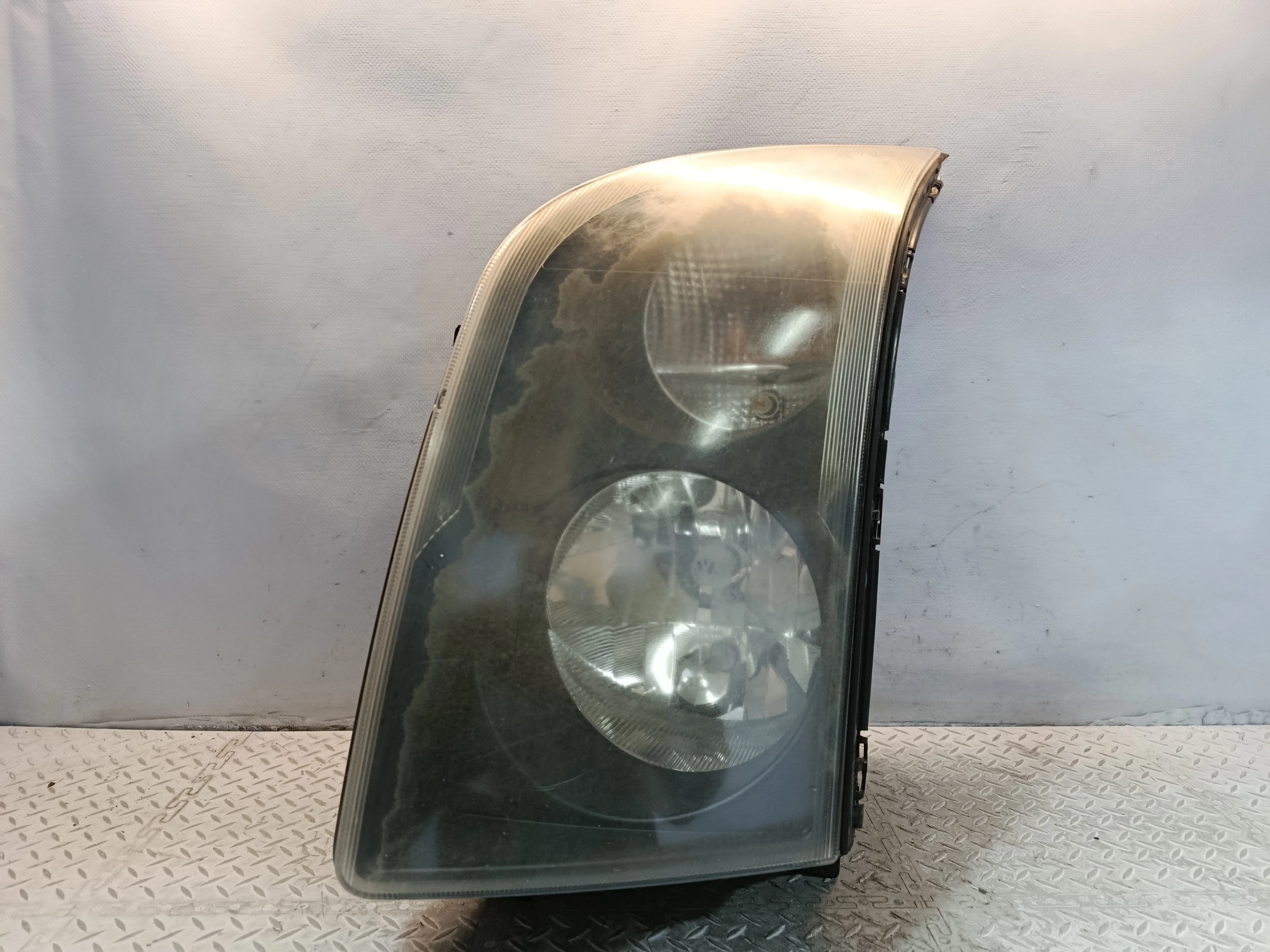 ФАРА VOLKSWAGEN ЛЕВАЯ 2E1941005  DY1002Z