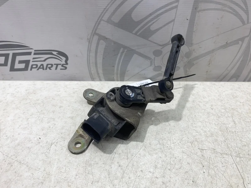 Датчик положения кузова Mercedes-benz 2009 W164