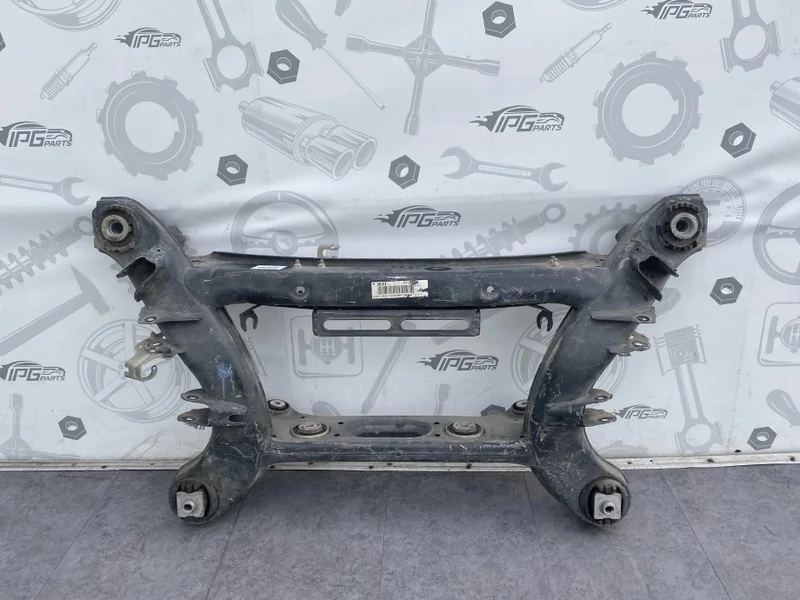 Подрамник задний Mercedes-benz W212