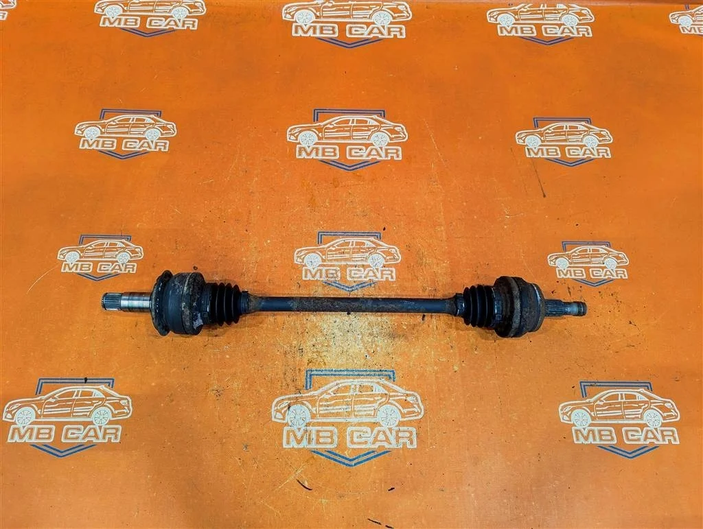 Привод задний Mercedes-Benz